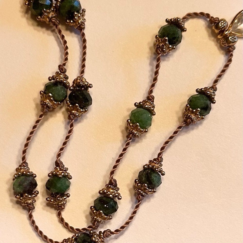 NWT TITYARAVY Green Gem & Gold Plated Women Necklace - Picture 3 of 3